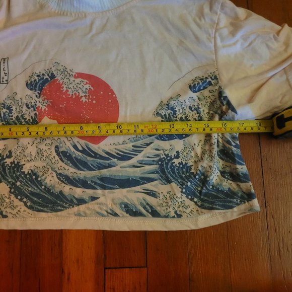 Romwe 2-in-1 Crop Tee - Hokusai Japanese Print - Picture 2 of 6